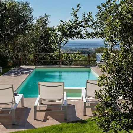 Modern With Heated Pool And Sauna Villa