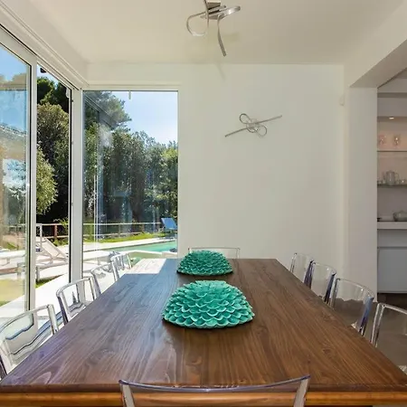 Villa Modern With Heated Pool And Sauna *