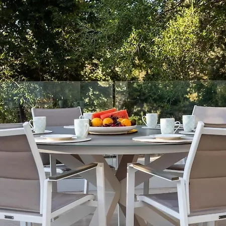 Modern With Heated Pool And Sauna Villa Marsala