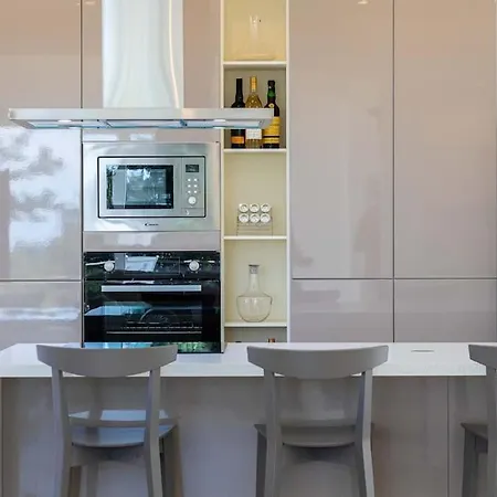 Villa Modern With Heated Pool And Sauna Marsala