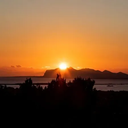 Modern With Heated Pool And Sauna Villa Marsala