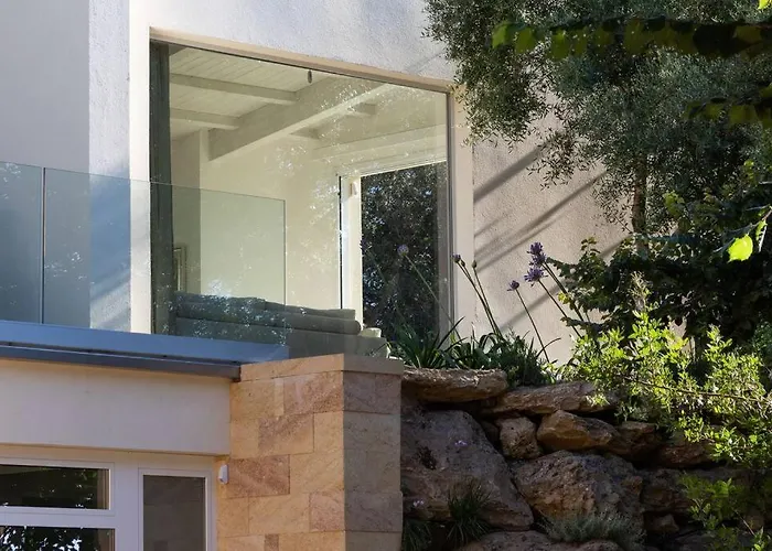 Modern With Heated Pool And Sauna *