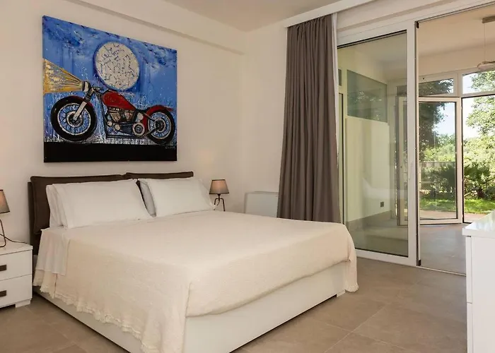 Modern With Heated Pool And Sauna * 马尔萨拉