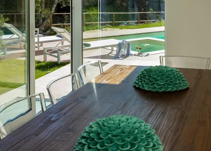 Modern With Heated Pool And Sauna 别墅 *